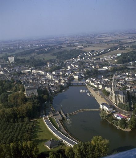Sablé-sur-Sarthe. Cliché P. Giraud © Région Pays de la Loire - Inventaire général
