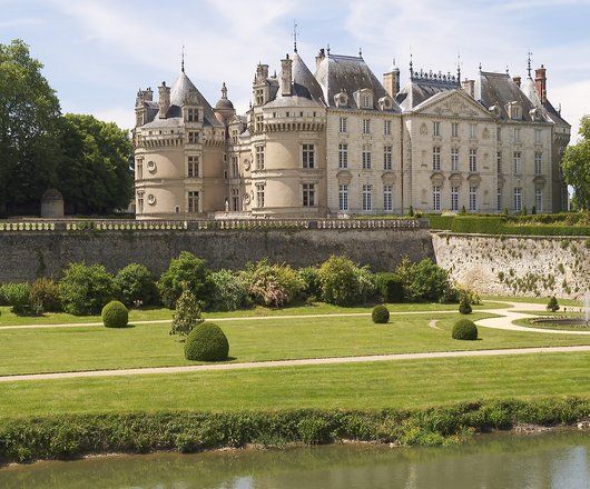 Le Lude château, jardin bas et Loir 2 © Château du Lude