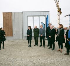 sur chantier du lycée, béton et grues